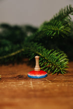 Lade das Bild in den Galerie-Viewer, Eisstock-Miniatur, handbemalt