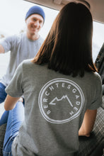 Lade das Bild in den Galerie-Viewer, T-Shirt „Pur“